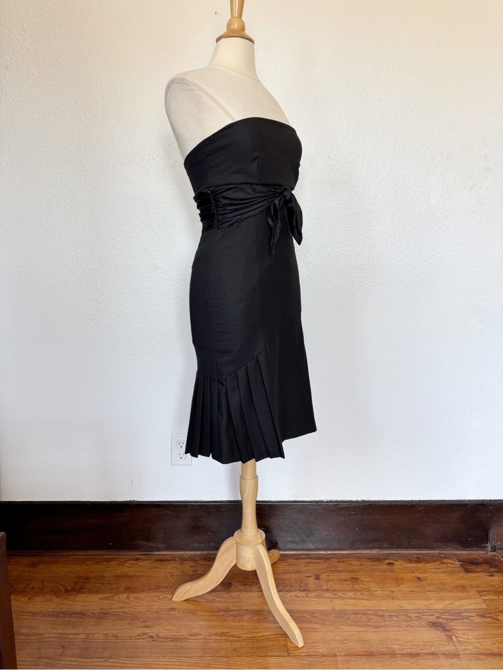 Y2K bebe Silk Blend Strapless Babydoll Black Midi Dress